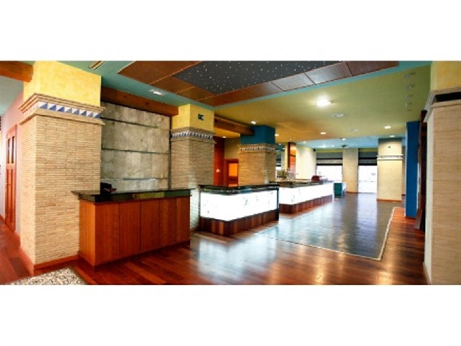 Local commercial / hangar industriel à vendre  Se trouve dans Saladar (Casco Urbano) à Denia Costablanca, Alicante (Espagne). Ref.: SLH-5-18-6285