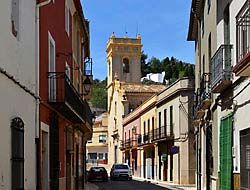 Аренда и продажа квартир, домов и участков в Ràfol d'Almúnia (Испания)